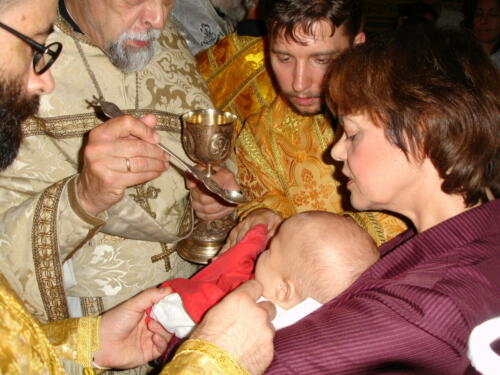 Communion du nouveau baptisé (1er octobre 2005) 